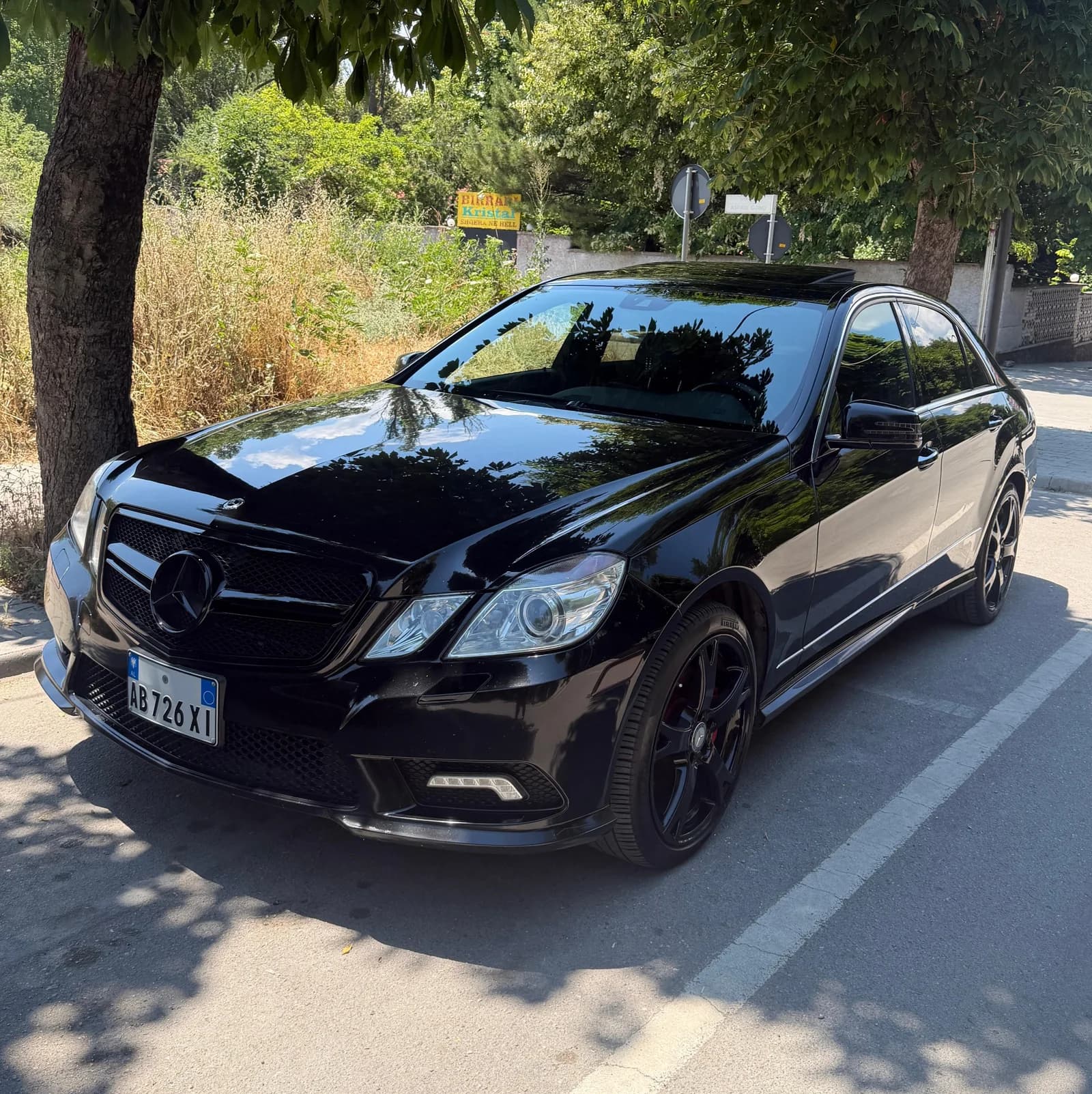 Mercedes Benz E550 4matic Benzin-gas